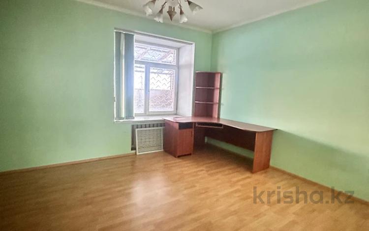 5-комнатная квартира · 209 м² · 2/2 этаж, Муканова 1 за 55 млн ₸ в Петропавловске — фото 5