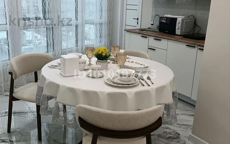 1-комнатная квартира · 50 м² · 15/25 этаж, мкр 11 112 "в" — Актюбе Ажары 11 микроройон за 23 000 ₸ в Актобе — фото 8