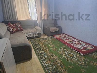 3-комнатная квартира · 50 м² · 1/4 этаж, Мухамедова 8 — Магазин Катрин за 22 млн 〒 в 