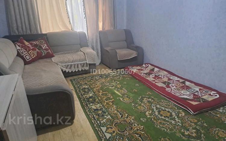 3-бөлмелі пәтер · 50 м² · 1/4 қабат, Мухамедова 8 — Магазин Катрин, бағасы: 22 млн ₸ в  — фото 2