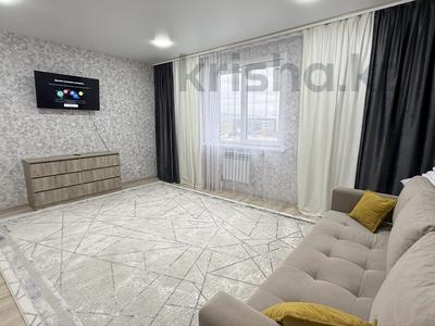2-комнатная квартира · 70 м² · 4/12 этаж, Каныша Сатпаева 55/10 — За ДРАМ ТЕАТРОМ СПОРТ КОМПЛЕКС за 20 000 ₸ в Усть-Каменогорске