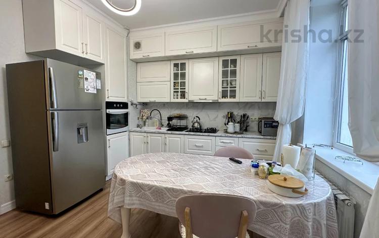 3-бөлмелі пәтер · 110 м² · 5/7 қабат, Болашак 15/3, бағасы: 68 млн ₸ в Талдыкоргане, мкр Болашак — фото 2