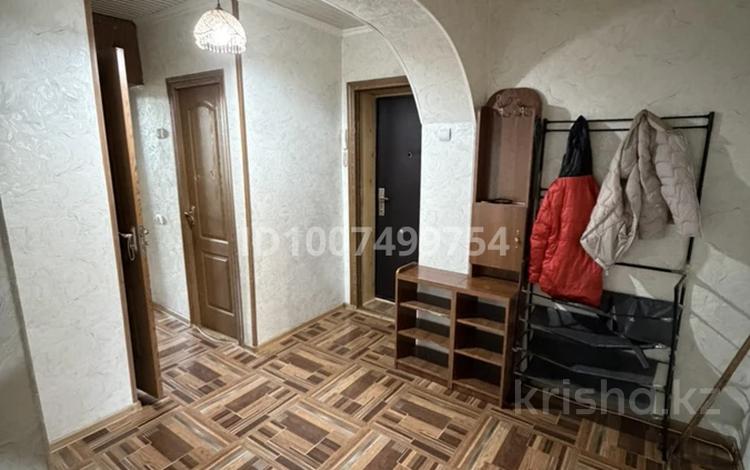 3-комнатная квартира · 70 м² · 1/5 этаж, Каратал 35 за 200 000 〒 в Талдыкоргане — фото 2