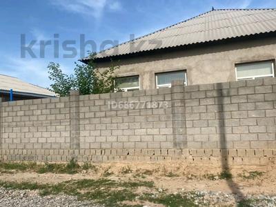 Жеке үй · 4 бөлме · 100 м² · 8 жүзд., Айдаркулова 8 — Мкр жанаталап возле полеклиники, бағасы: 29 млн ₸ в Шымкенте, Туран р-н