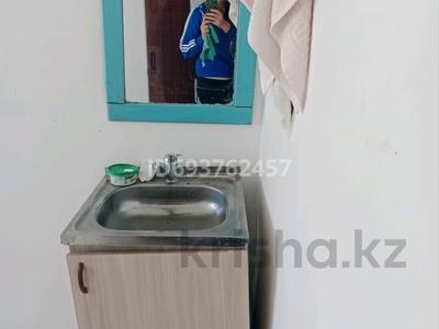 Продажа квартир в Жамбылской обл.: 1-комнатная квартира · 36 м² · 4/4 этаж, Рысбек батыра 4 — На против Завод. Ровд за 7 млн 〒 1-комнатная квартира · 36 м² · 4/4 этаж, Рысбек батыра 4 — На против Завод. Ровд за 7 млн 〒 в Таразе