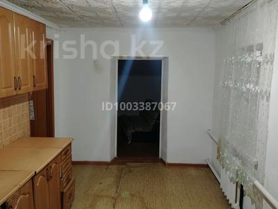 Отдельный дом · 4 комнаты · 100 м², Старый город, Панфилова 62 за 100 000 〒 в Актобе