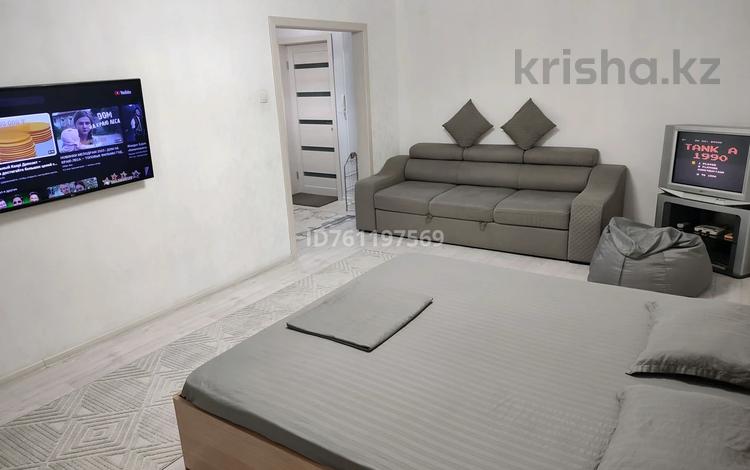 1-комнатная квартира · 40 м² · 1/5 этаж, мкр Астана 6 — 7-мкрн Астана - Абулхаирхана за 12 000 ₸ в Уральске — фото 31
