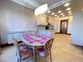 4-комнатная квартира · 226 м² · 2/3 этаж, Керей-Жәнібек хандар 276/14 за 400 млн ₸ в Алматы, Медеуский р-н — фото 15