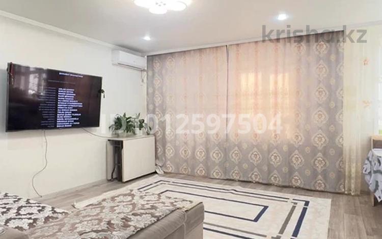 4-бөлмелі пәтер · 82.2 м² · 3/12 қабат, 15 микрорайон 18, бағасы: 35 млн ₸ в Семее — фото 2