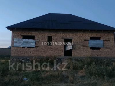 Отдельный дом · 6 комнат · 158 м² · 10 сот., С, Булыл улиц Арай 121 за 16 млн ₸ в Таразе