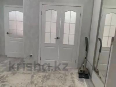 1-комнатная квартира · 53.3 м² · 5/5 этаж, мкр Болашак, богенбай батыра 133 за 16 млн 〒 в Актобе