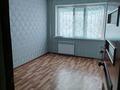 2-комнатная квартира, 49 м², 1/5 этаж помесячно, Амангельды — Одежда(Аль-Асад) за 80 000 〒 в  — фото 2