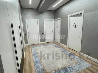 3-комнатная квартира · 100 м² · 3/3 этаж, Батырбекова 4/2 за 55 млн 〒 в Туркестане