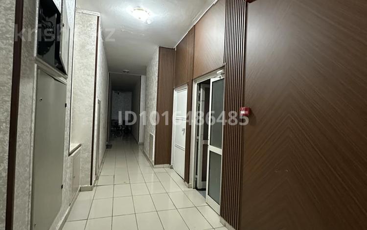 2-комнатная квартира · 45 м² · 1/9 этаж, мкр Аккент 36 за 280 000 ₸ в Алматы, Алатауский р-н — фото 2