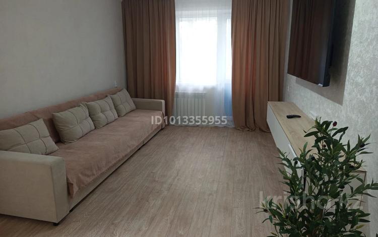 1-комнатная квартира · 35 м² · 2/5 этаж, Улица Бауыржана Момышулы 16 за 10 000 ₸ в Жезказгане — фото 3