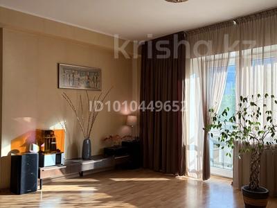 2-комнатная квартира · 80 м² · 3/5 этаж, Жарокова — Жарокова Левитана за 72.5 млн ₸ в Алматы, Бостандыкский р-н