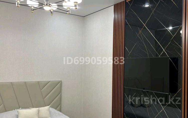 1-бөлмелі пәтер · 42 м² · 6/9 қабат, Кайым Мухамедханова 6Б — Мухамедханова, бағасы: 15 000 ₸ в Астане, Нура р-н — фото 2
