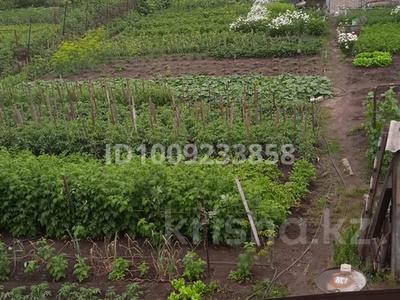 Дача · 2 комнаты · 18 м² · 8 сот., Яблоневая 10 — Детская областная больница (центр крови). Двери на Гашека за 10 млн 〒 в Костанае