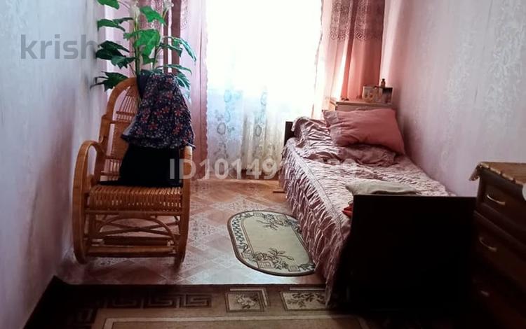 2-комнатная квартира · 44.5 м² · 3/5 этаж, 2мкрн 30 за 9 млн ₸ в Абай — фото 2