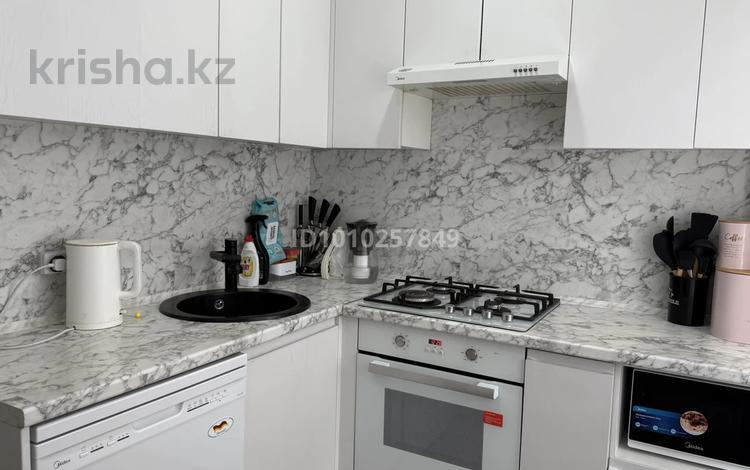 3-комнатная квартира · 60.6 м² · 4/5 этаж, 5 мкр 2 за ~ 14.8 млн 〒 в Лисаковске — фото 7