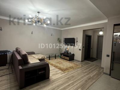 3-бөлмелі пәтер · 82 м² · 4/5 қабат, мкр Думан-2, бағасы: 400 000 ₸ в Алматы, Медеуский р-н