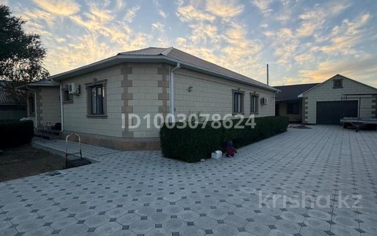 Отдельный дом · 5 комнат · 250 м² · 10 сот., мкр Жулдыз, Кажел сариев 47 за 40 млн ₸ в Атырау — фото 18