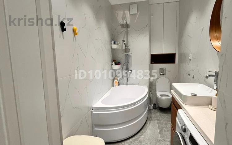 2-бөлмелі пәтер · 62.2 м² · 3/9 қабат, мкр Нурсая, Абулхаир хана 70/2, бағасы: 40.5 млн ₸ в Атырау — фото 2