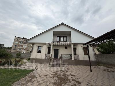 Жеке үй · 6 бөлме · 175 м² · 12 жүзд., Жолаева 1, бағасы: 65 млн ₸ в Таразе