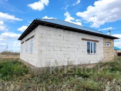 Отдельный дом · 3 комнаты · 82 м² · 10 сот., Жилой массив Шилисай за 9.9 млн ₸ в Актобе