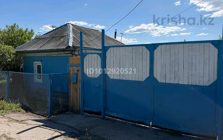 Үйдің бір бөлігі · 3 бөлме · 61 м² · 10 сот., Алтайская 12, бағасы: 16 млн ₸ в Усть-Каменогорске — фото 2