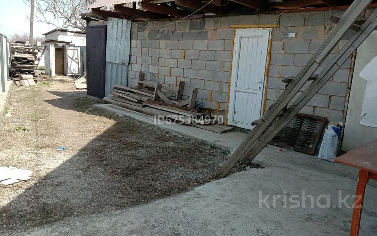 Отдельный дом • 4 комнаты • 80 м² • 6 сот., Кирпичный дача, Автобаза А,1 за 8 млн 〒 в Талгаре — фото 2