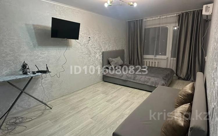 1-комнатная квартира · 32 м² · 3/5 этаж, Караменде би 72 за 120 000 ₸ в Балхаше — фото 2