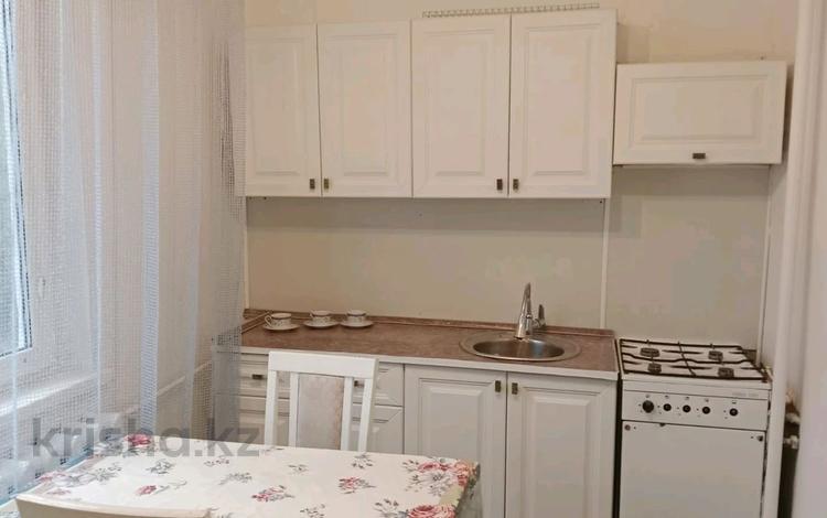 1-комнатная квартира · 35 м² · 2/9 этаж, 4 микр 34 за 100 000 ₸ в Аксае — фото 2