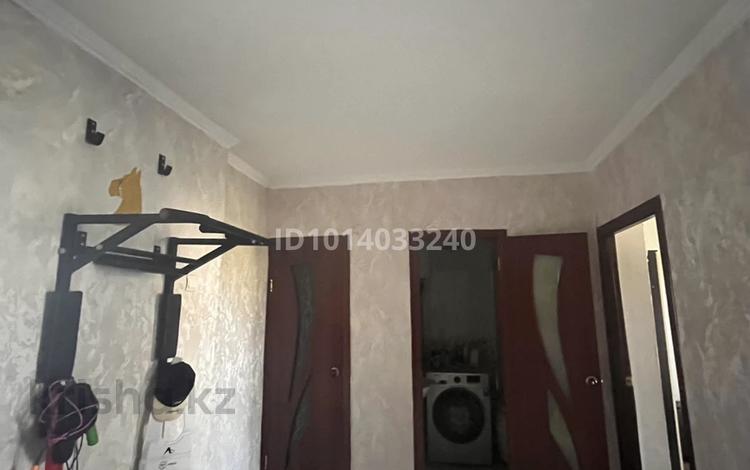 3-комнатная квартира · 65.4 м² · 5/5 этаж, У. Громова 12 34 за 6 млн ₸ в Алтае — фото 2