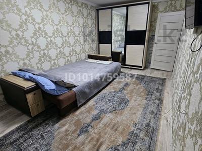 1-комнатная квартира · 36 м² · 1/5 этаж, 3 микрорайон 36 — В центре города Возле 4 школы за 15 000 ₸ в Конаеве