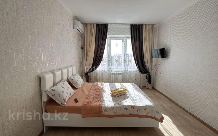 1-комнатная квартира · 43 м² · 6/9 этаж, мкр. Зачаганск пгт — Возле Алтындар. Схи. 47,10 школа. за 9 500 ₸ в Уральске — фото 2