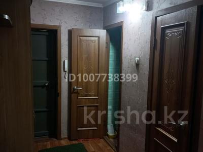 2-комнатная квартира · 48 м² · 2/5 этаж, Михаэлса 26 — Ромашка и Ледовой комплекс за 180 000 〒 в Усть-Каменогорске, Ульбинский