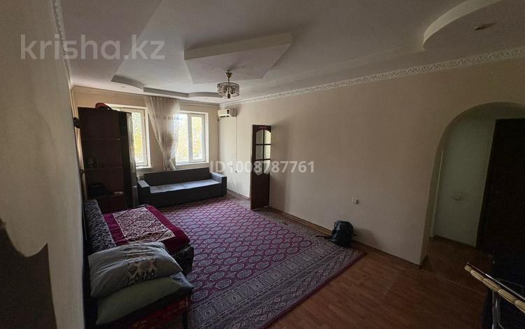 2-бөлмелі пәтер · 45 м² · 2/2 қабат, Азаттык 104, бағасы: 130 000 ₸ в Атырау, мкр Жилгородок — фото 2