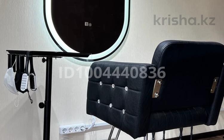 Салоны красоты · 34 м² за 75 000 〒 в Караганде, Казыбек би р-н — фото 2