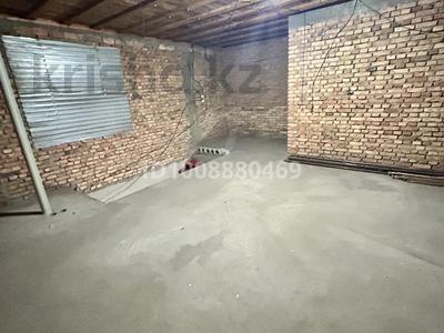 Жеке үй · 6 бөлме · 240 м² · 8 жүзд., Школьная, бағасы: 40 млн ₸ в Жалкамысе