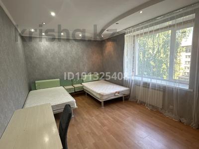 4-комнатная квартира · 110 м² · 3/5 этаж, Толстого — Магазин « Бородинский» , « Детский мир» Медицинский колледж за 350 000 ₸ в Костанае