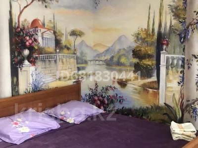 1-комнатная квартира · 30 м² · 2/6 этаж, мкр №2 38в за 10 000 ₸ в Алматы, Ауэзовский р-н