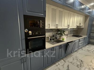 4-бөлмелі пәтер · 164.7 м² · 1/5 қабат, Сактагана Байшева 7/2, бағасы: 82 млн ₸ в Актобе