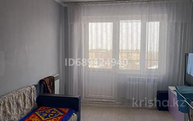 3-комнатная квартира · 62 м² · 5/5 этаж, Алибекова 14 — Ул. Бейсеуова Базар Алатау- Школа К. Абсаметова за 15 млн 〒 в Каргалы (п. Фабричный) — фото 9