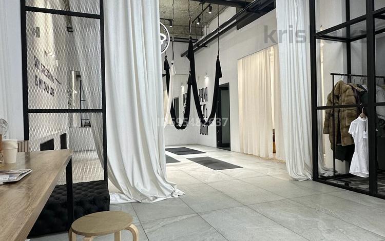 Офисы, магазины и бутики, фитнес и спорт, медцентры и аптеки, образование, студии · 120 м² за 400 000 〒 в Актау, 7А мкр — фото 2