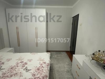 2-бөлмелі пәтер, 54 м², 5/5 қабат, Айтеке би 26 — Центр, бағасы: 19 млн 〒 в Таразе