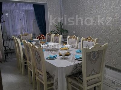 5-комнатная квартира · 100 м² · 4/5 этаж, Жансая 26 — Бауыржан Момыщшұлы за 31 млн 〒 в Таразе