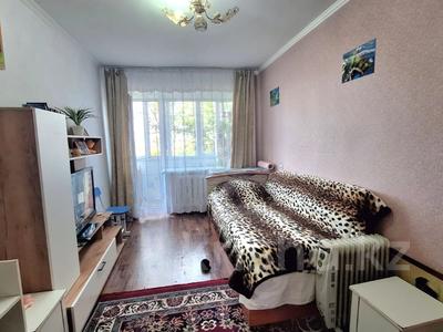 1-комнатная квартира · 30 м² · 3/5 этаж, Майкудук, 15й микрорайон за 7 млн ₸ в Караганде, Алихана Бокейханова р-н