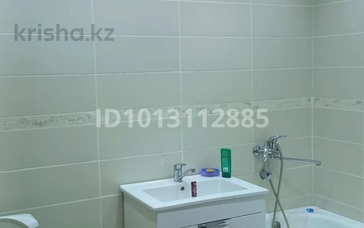 2-бөлмелі пәтер · 60 м² · 2/6 қабат, Алашахана — Рынка Шаруа, рынка Мерей, магазин Акцент всё рядом, центр, бағасы: 190 000 ₸ в Жезказгане — фото 3