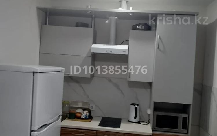 1-комнатная квартира · 40 м², Тауелсиздик 25 — Токпанова за 15 000 ₸ в Астане, Алматы р-н — фото 2